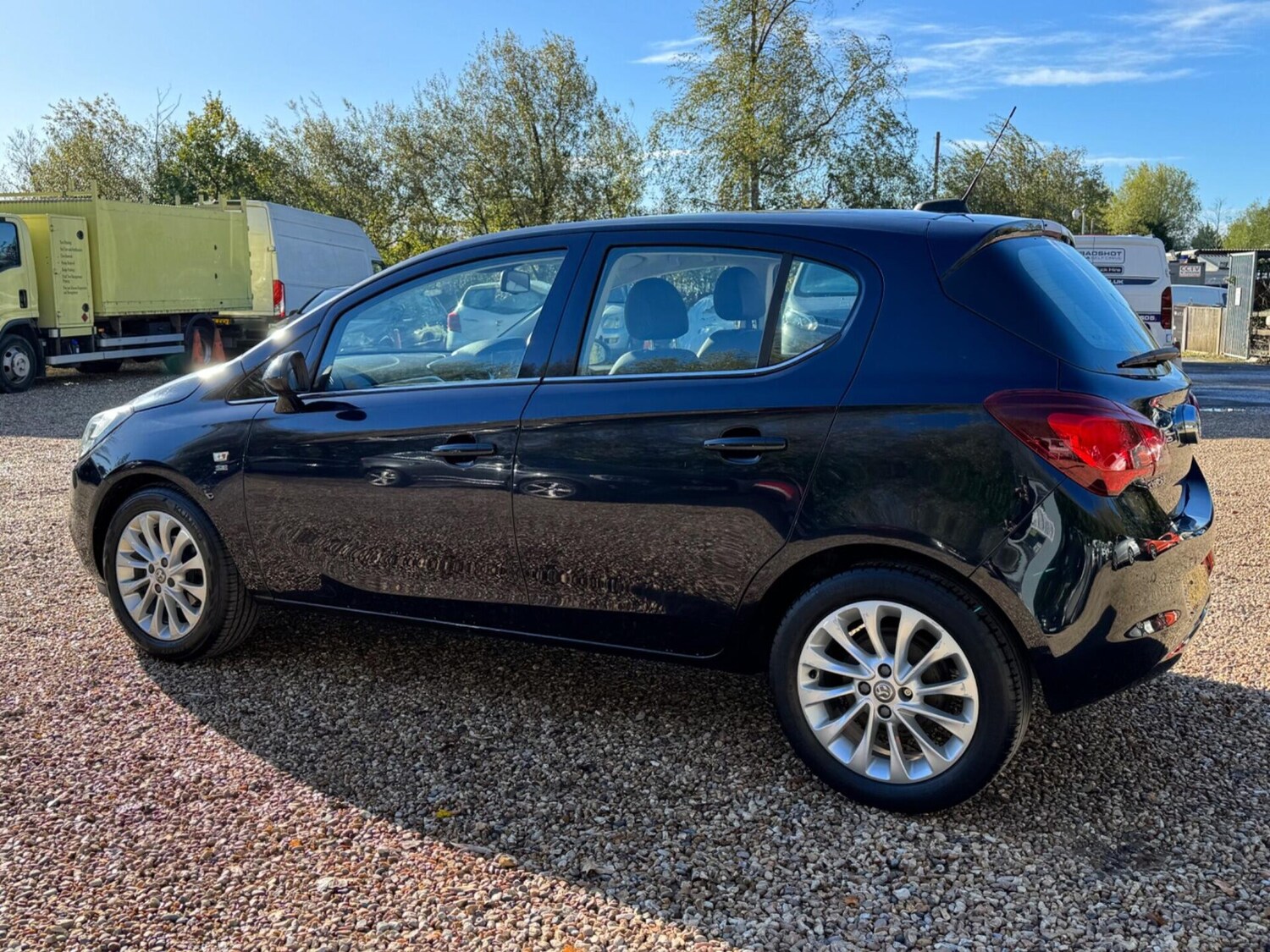 Used Vauxhall Corsa 2017 for sale - 76365767: Photo 10