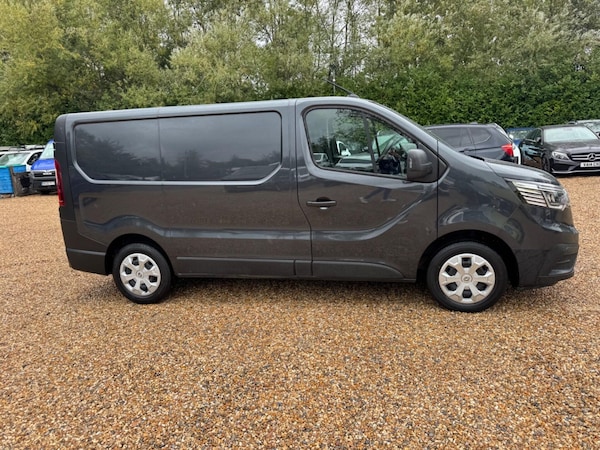 Used Renault Trafic 2022 for sale - 76163880: Photo 32
