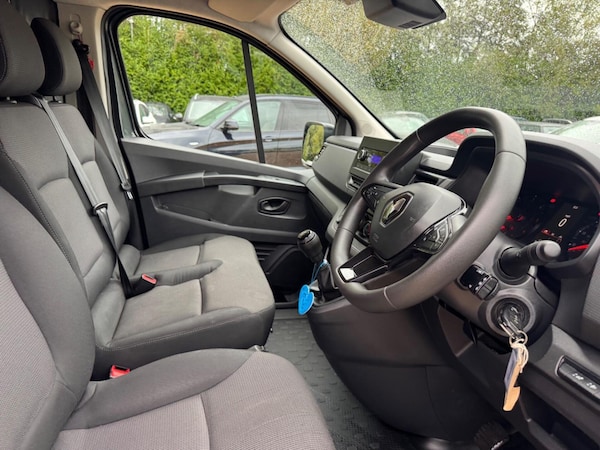 Used Renault Trafic 2022 for sale - 76163880: Photo 44