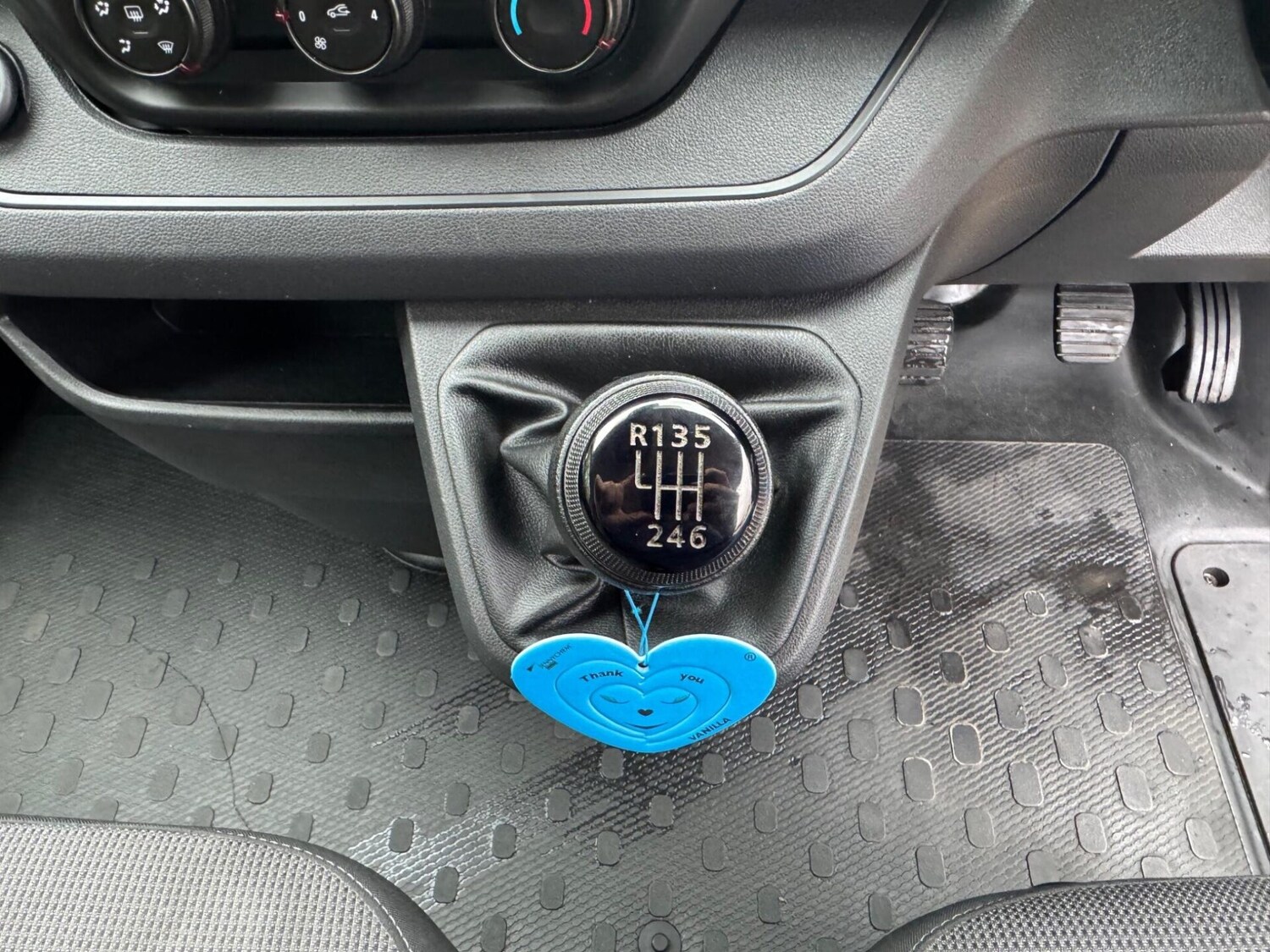 Used Renault Trafic 2022 for sale - 76163880: Photo 52