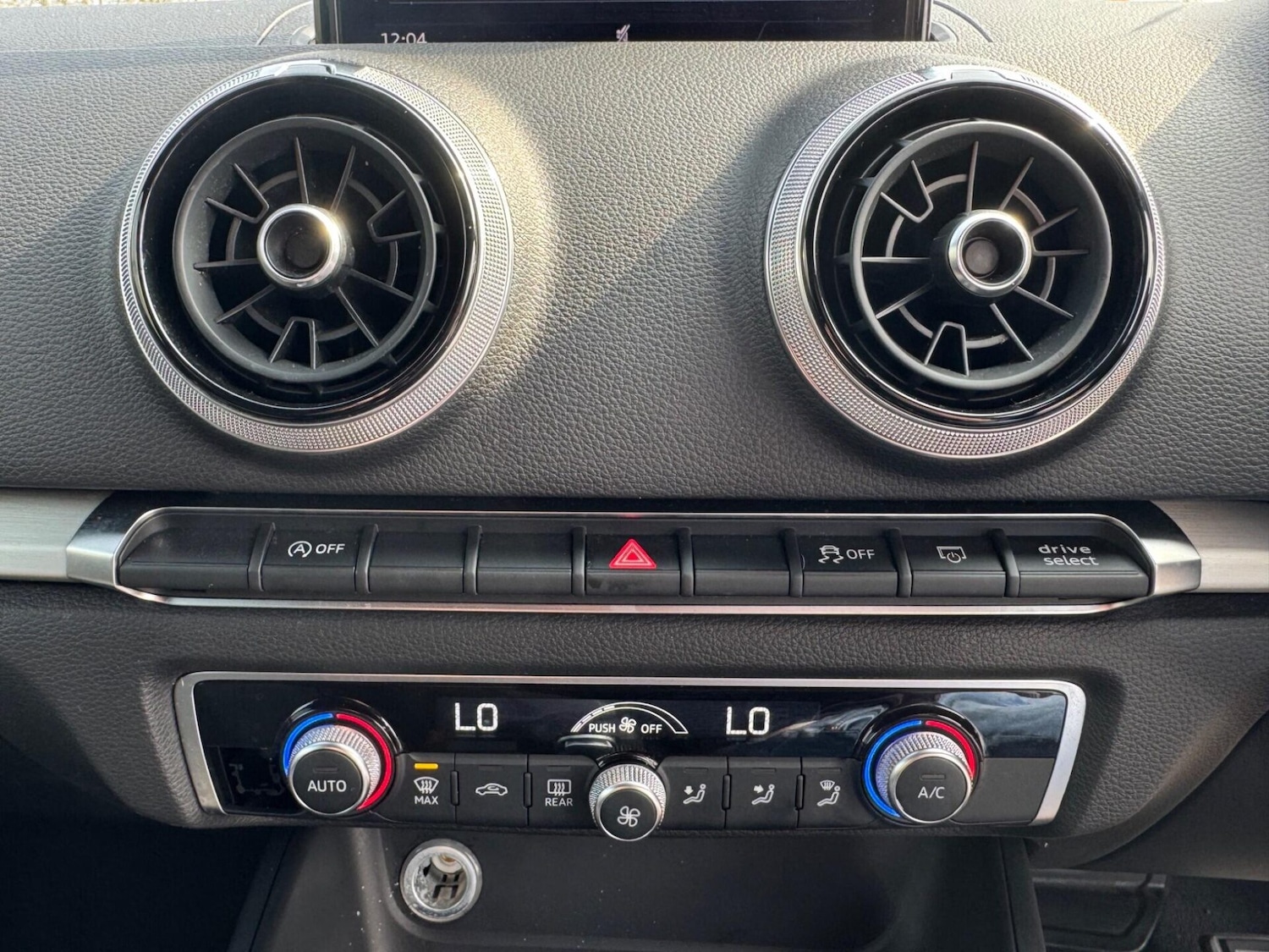 Used Audi A3 2017 for sale - 77985020: Photo 33