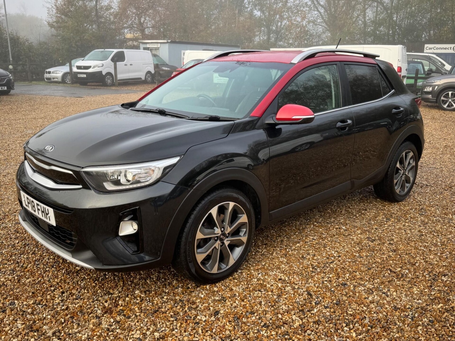 Used Kia Stonic 2018 for sale - 76594897: Photo 5