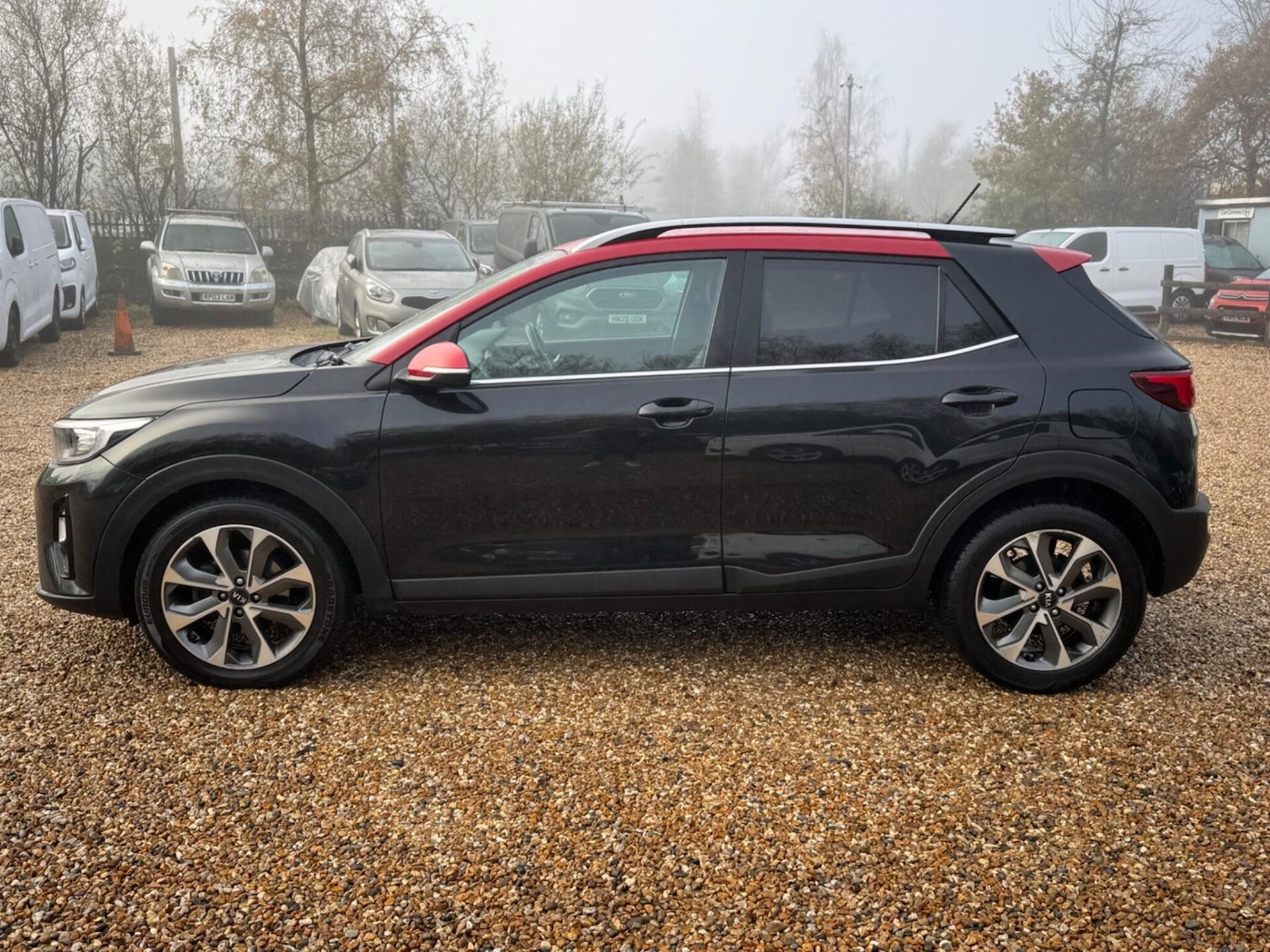 Used Kia Stonic 2018 for sale - 76594897: Photo 8