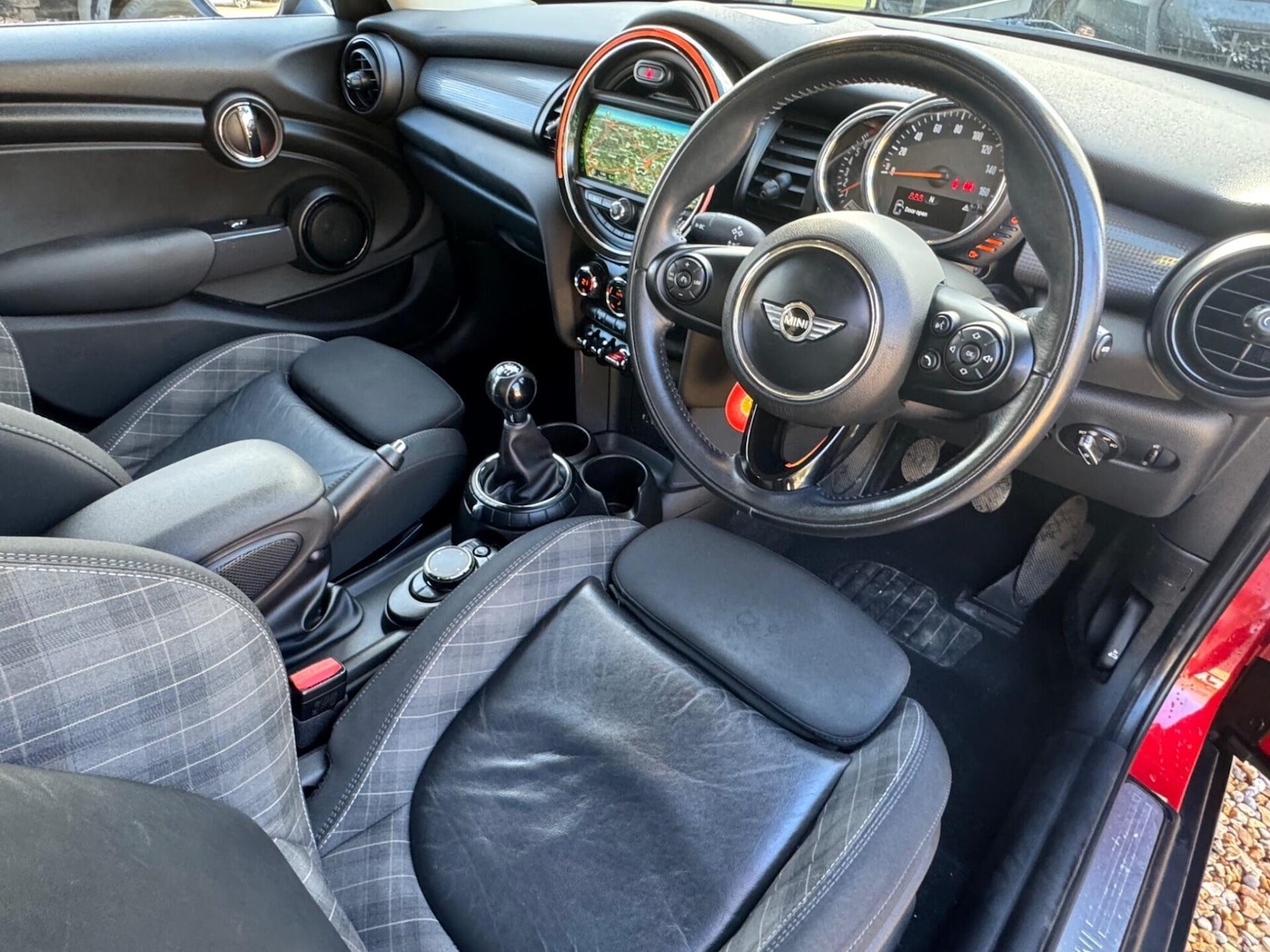 Used MINI Hatch 2016 for sale - 76437141: Photo 3