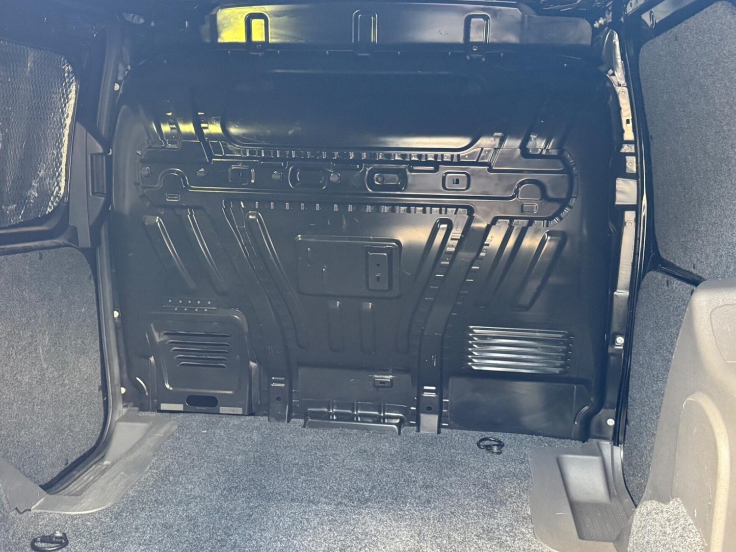 Used Ford Transit Connect 2019 for sale - 77805068: Photo 19