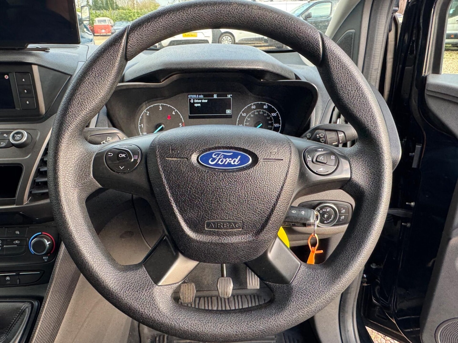 Used Ford Transit Connect 2019 for sale - 77805068: Photo 35
