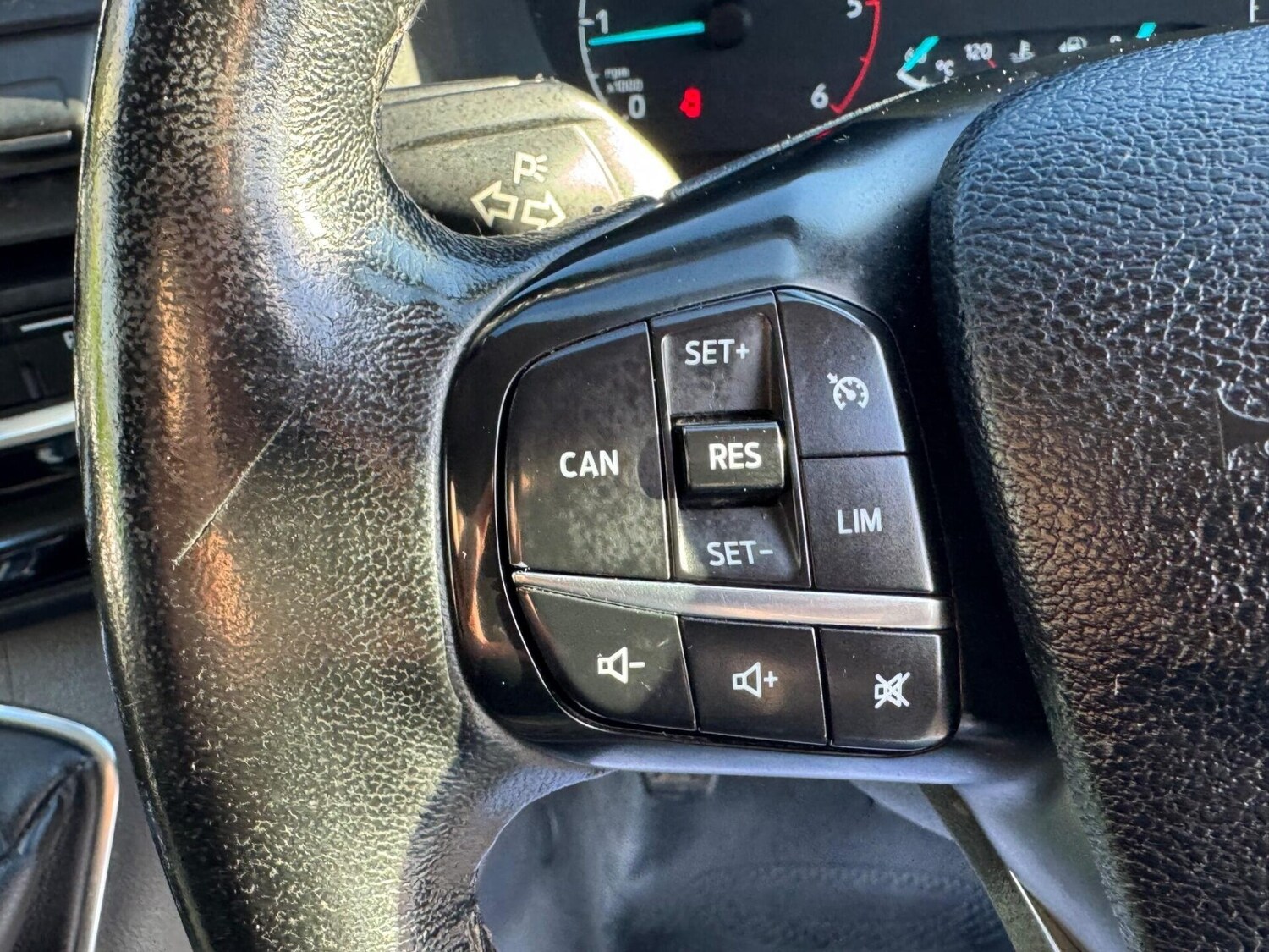 Used Ford Transit Custom 2018 for sale - 76909337: Photo 63