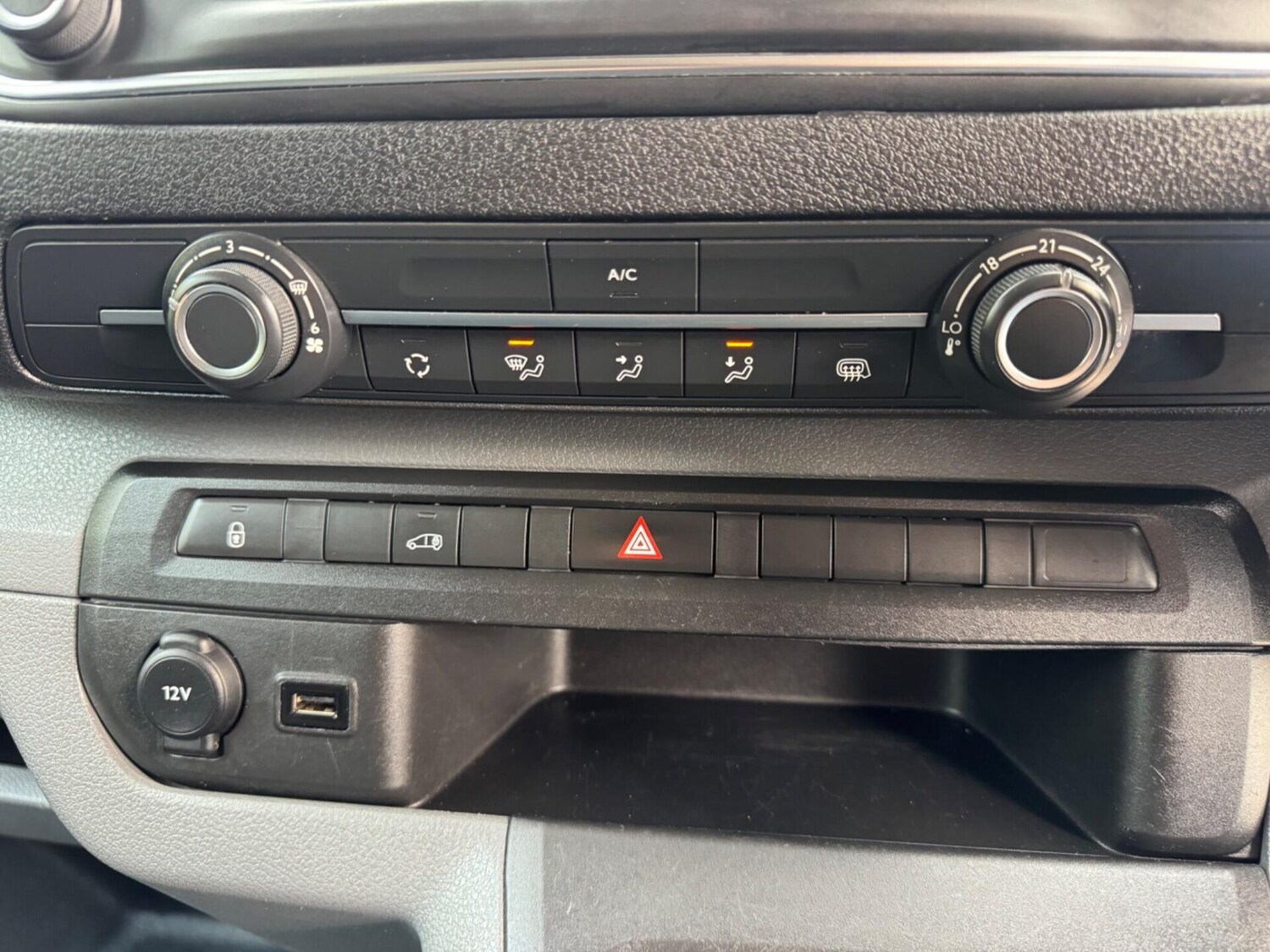 Used Vauxhall Vivaro 2020 for sale - 76334347: Photo 43