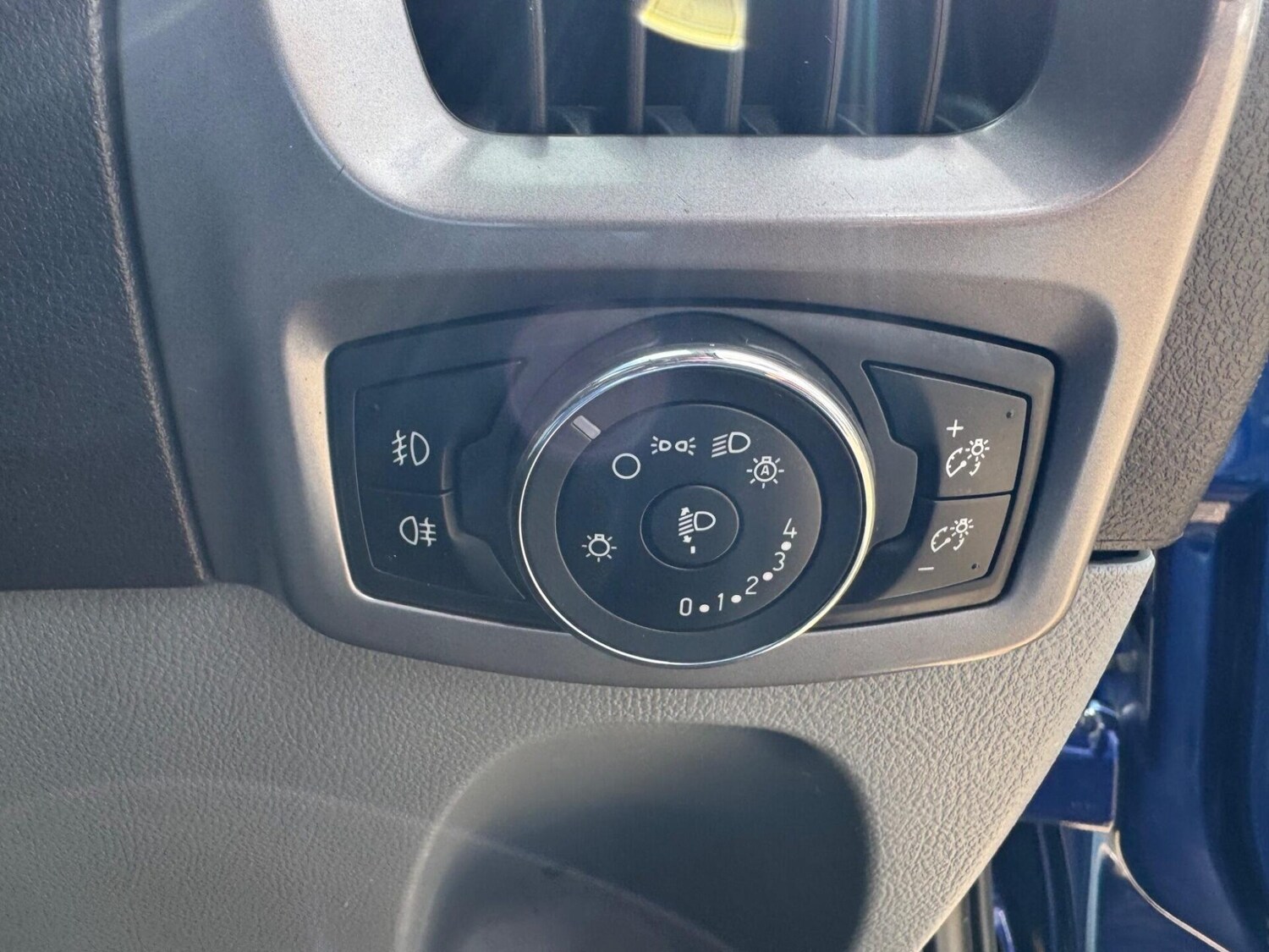 Used Ford Transit Custom 2017 for sale - 78066239: Photo 42