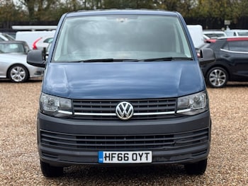 Used Volkswagen Transporter 2016 for sale - 76581305: Photo