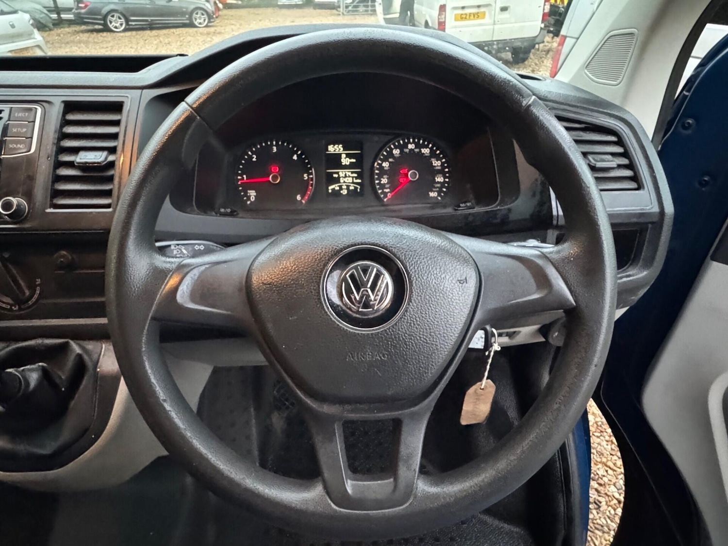 Used Volkswagen Transporter 2016 for sale - 76581305: Photo 40