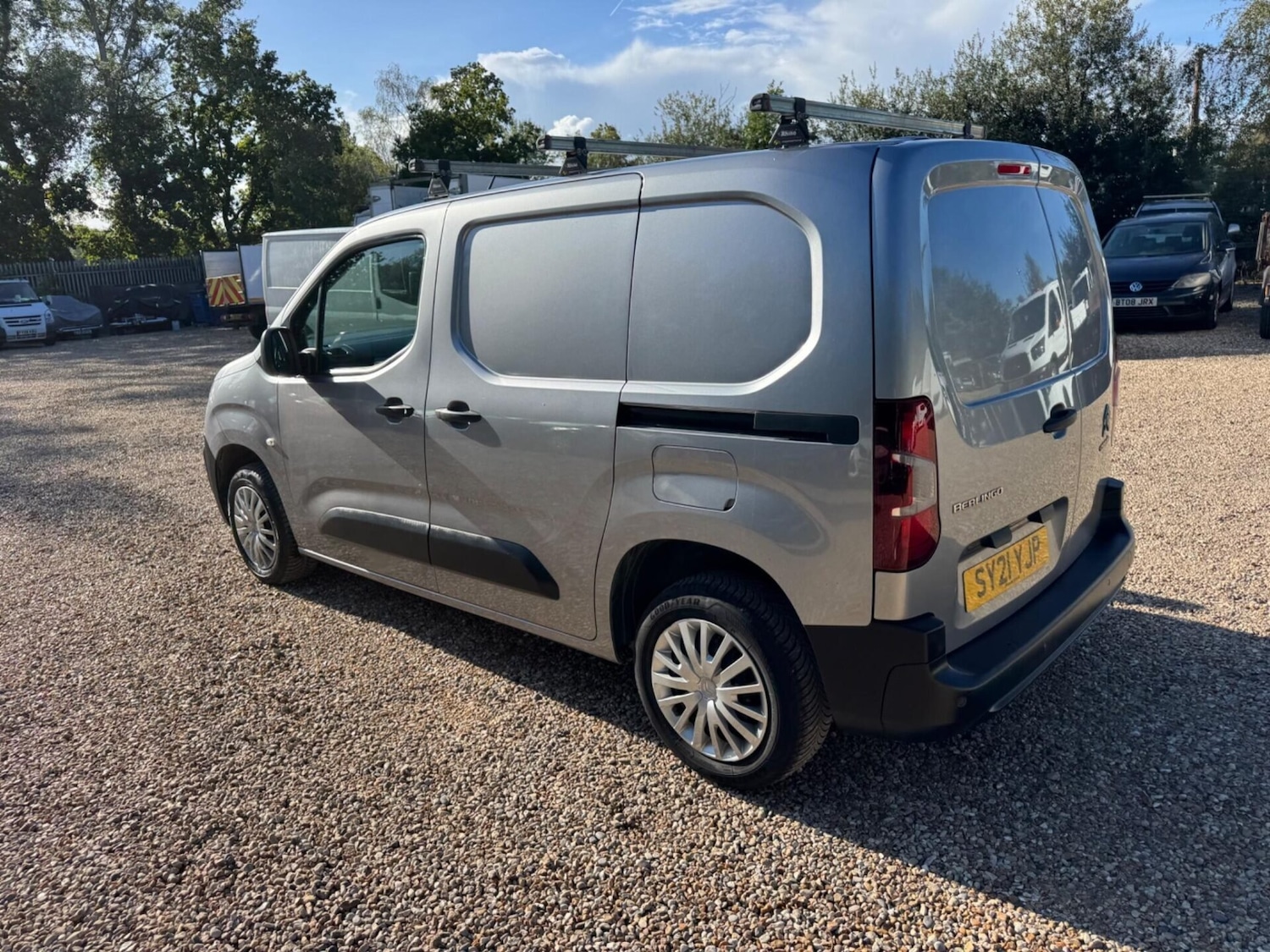 Vehicle 21