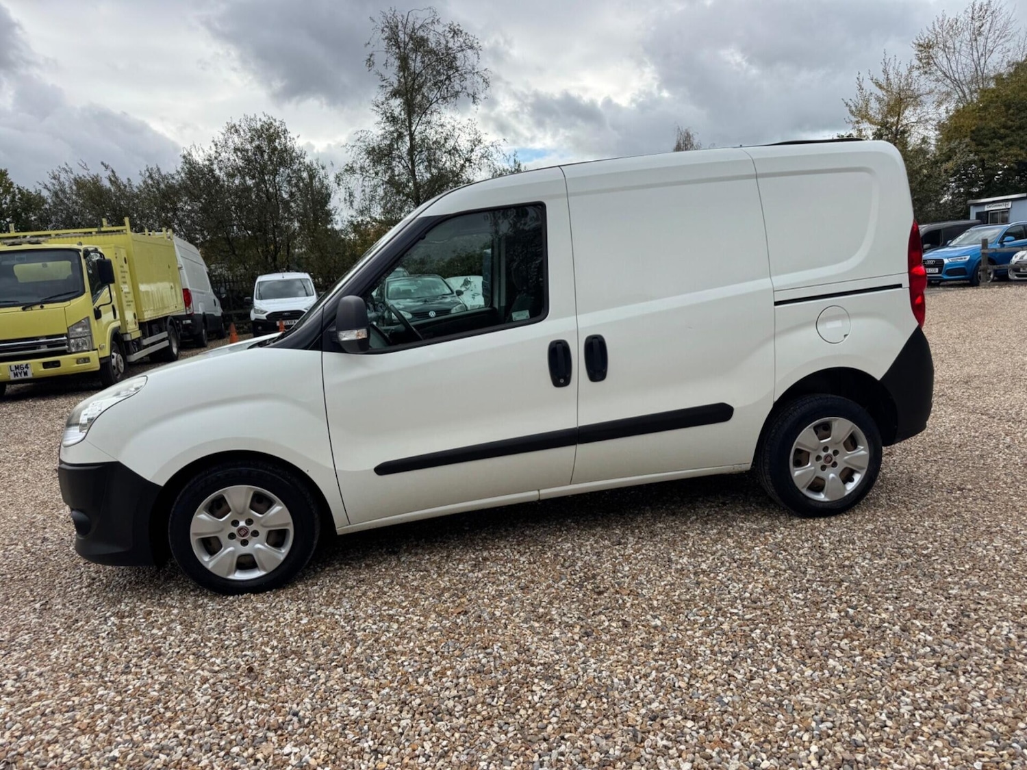 Used Fiat Doblo 2015 for sale - 76331171: Photo 11