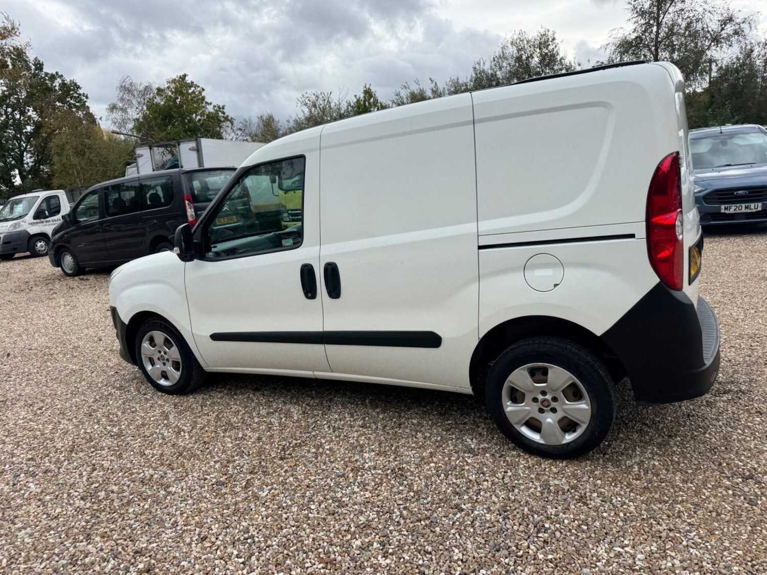 Used Fiat Doblo 2015 for sale - 76331171: Photo 15