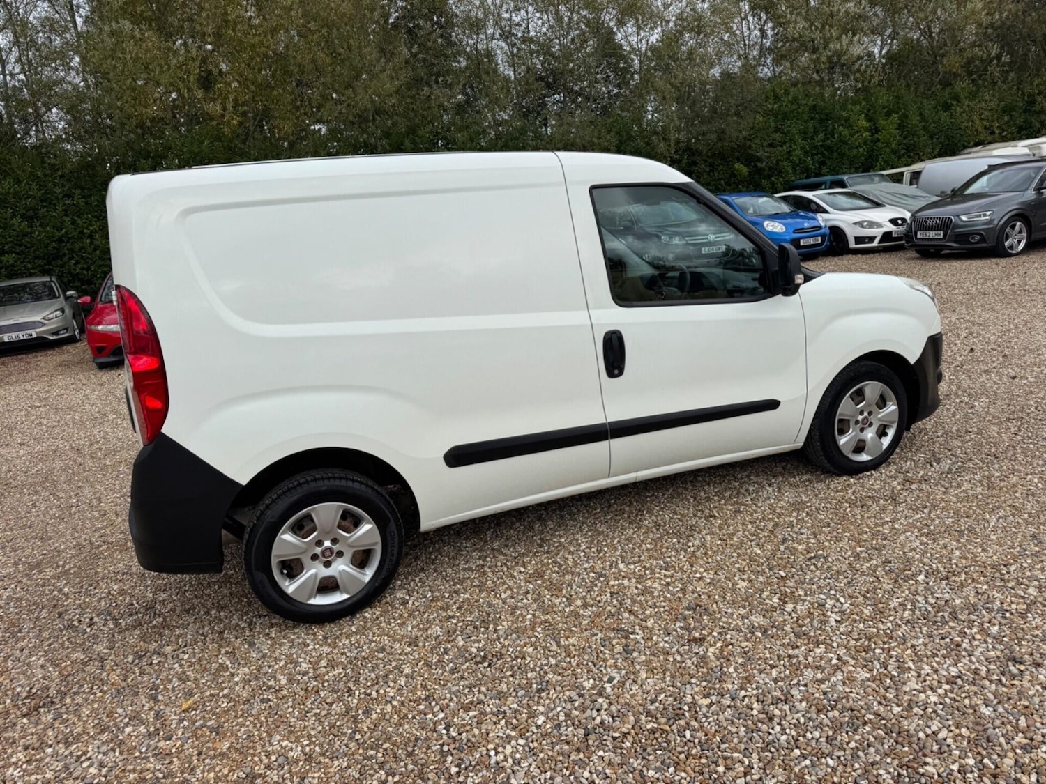 Used Fiat Doblo 2015 for sale - 76331171: Photo 28