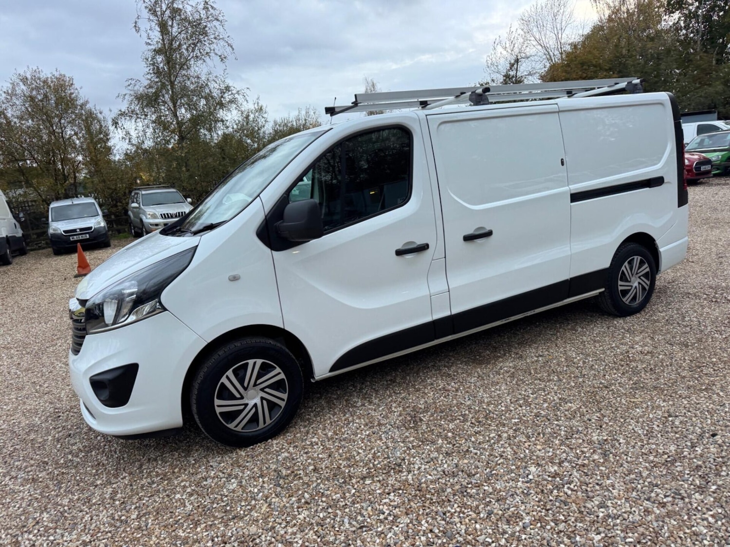 Used Vauxhall Vivaro 2019 for sale - 76685620: Photo 11