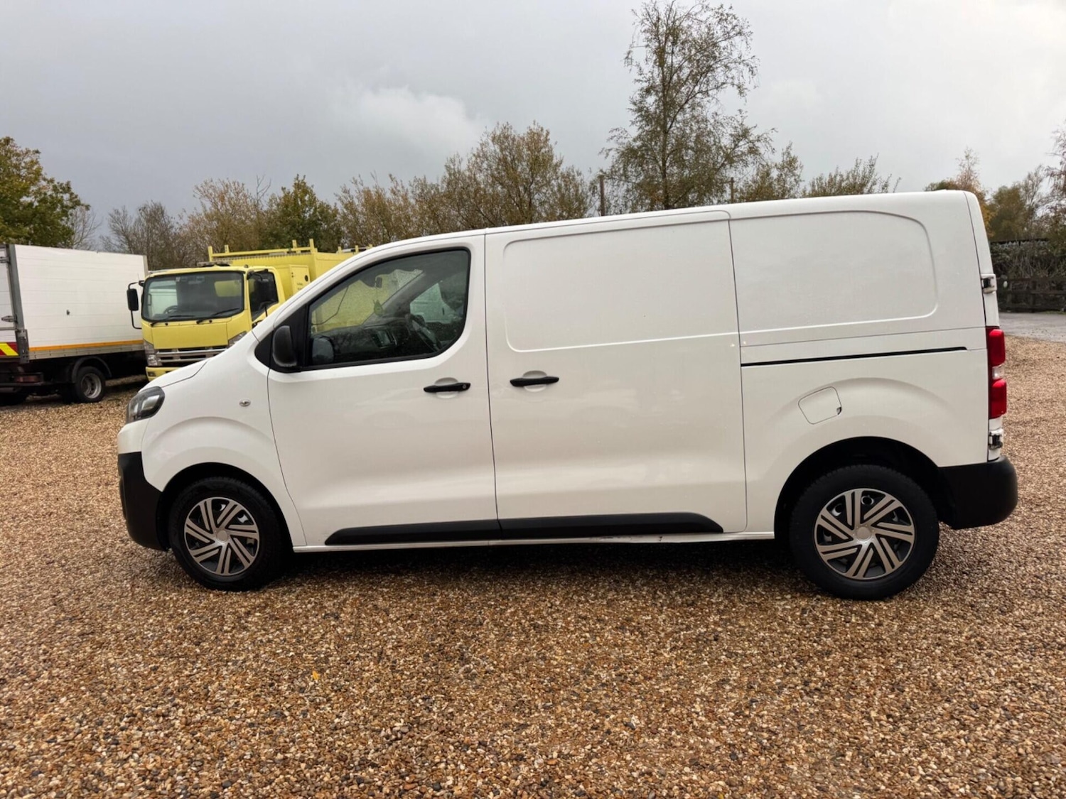 Used Citroen Dispatch 2020 for sale - 76453708: Photo 17