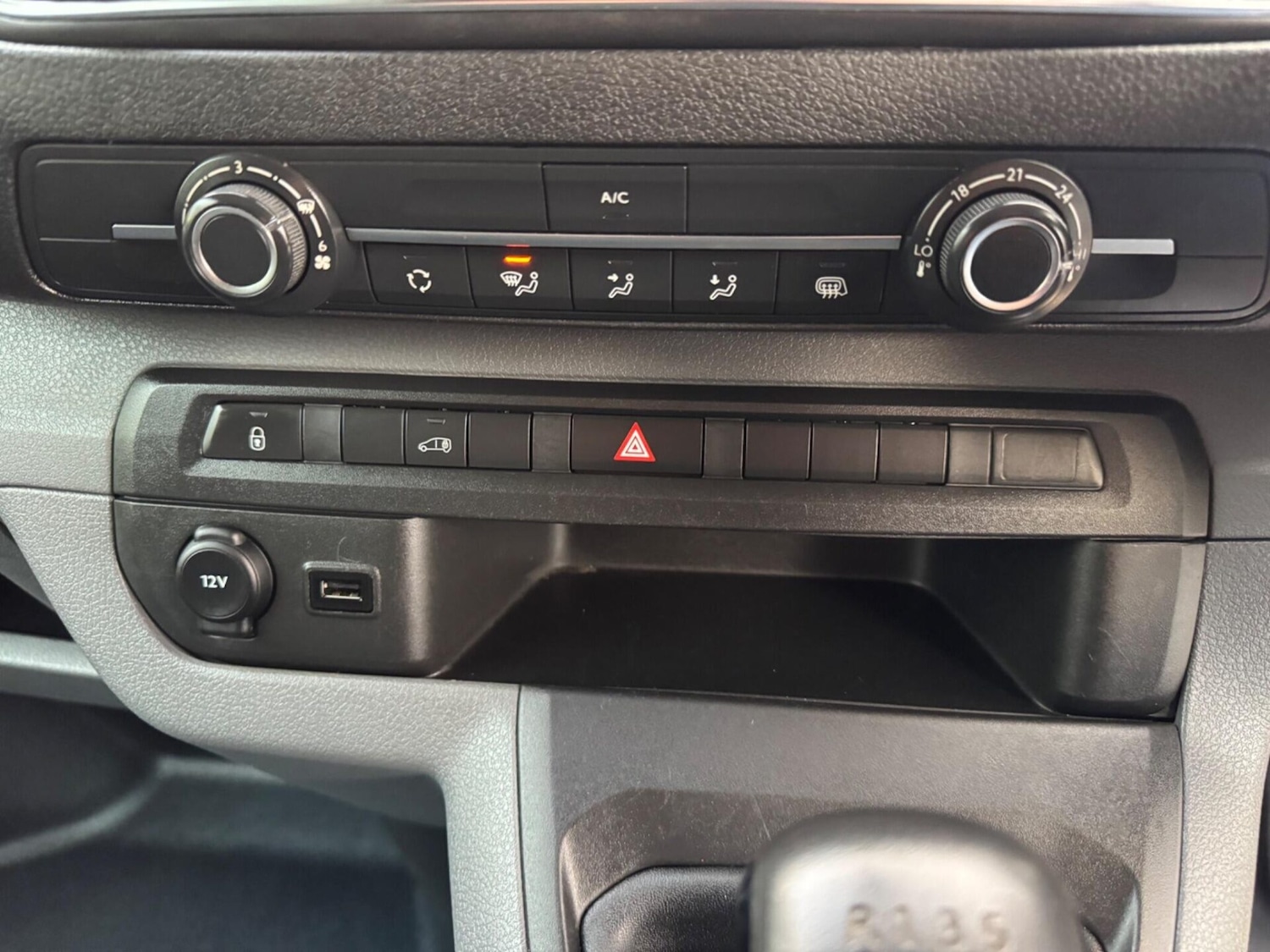 Used Citroen Dispatch 2020 for sale - 76453708: Photo 50