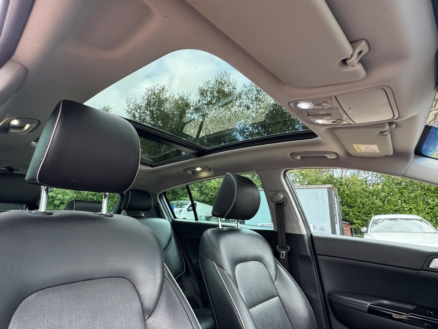 Used Kia Sportage 2018 for sale - 76478077: Photo 25