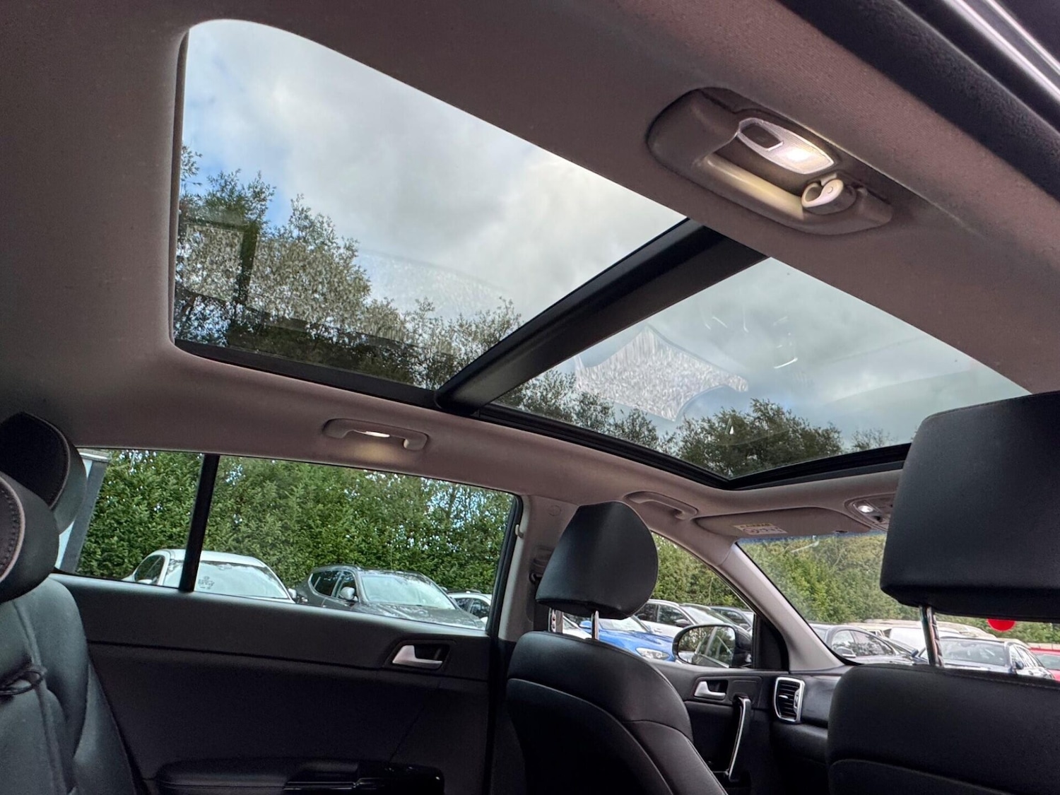 Used Kia Sportage 2018 for sale - 76478077: Photo 28