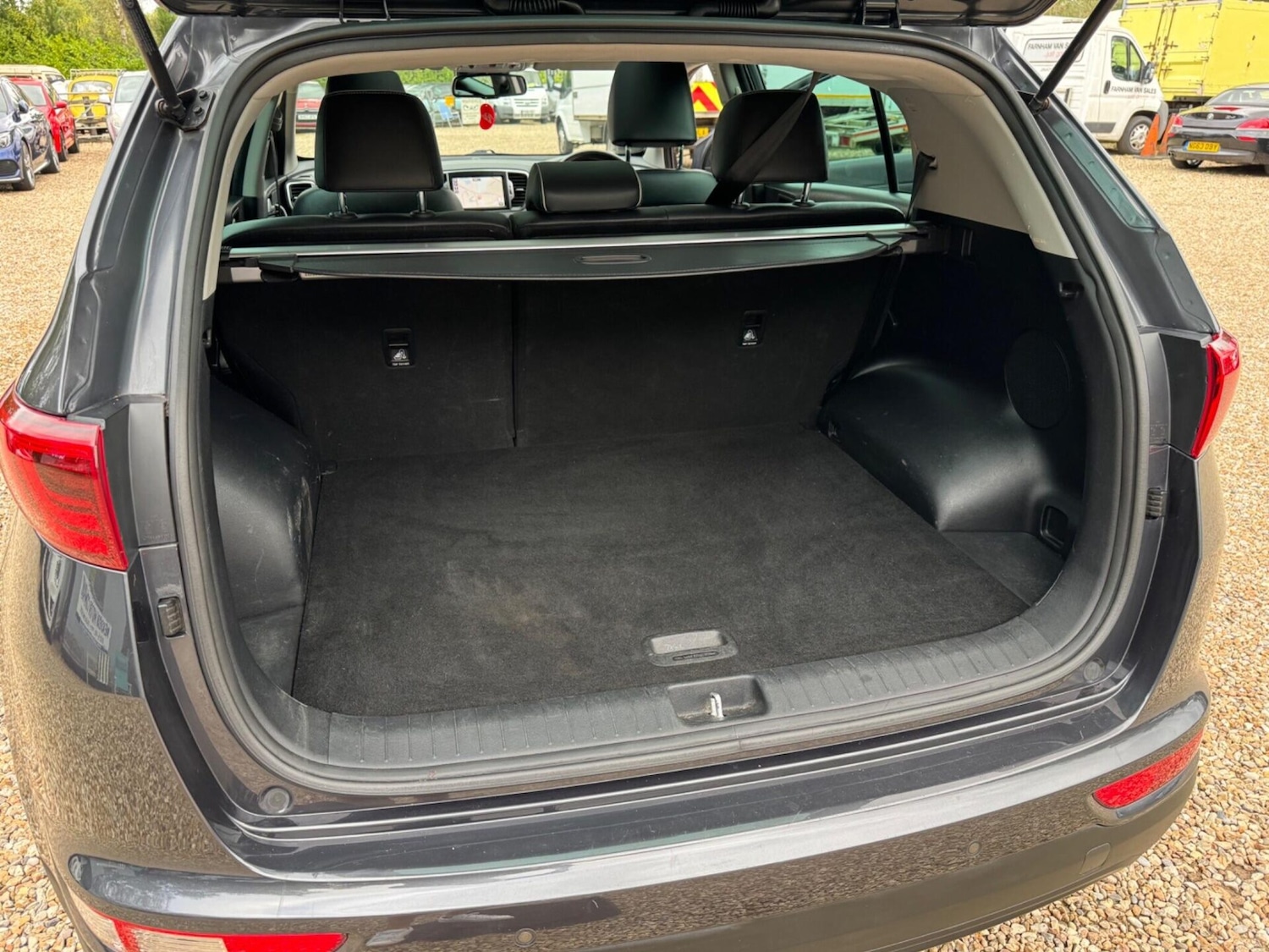 Used Kia Sportage 2018 for sale - 76478077: Photo 32