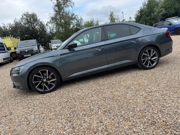 Used Skoda Superb 2017 for sale - 75511400: Photo 10