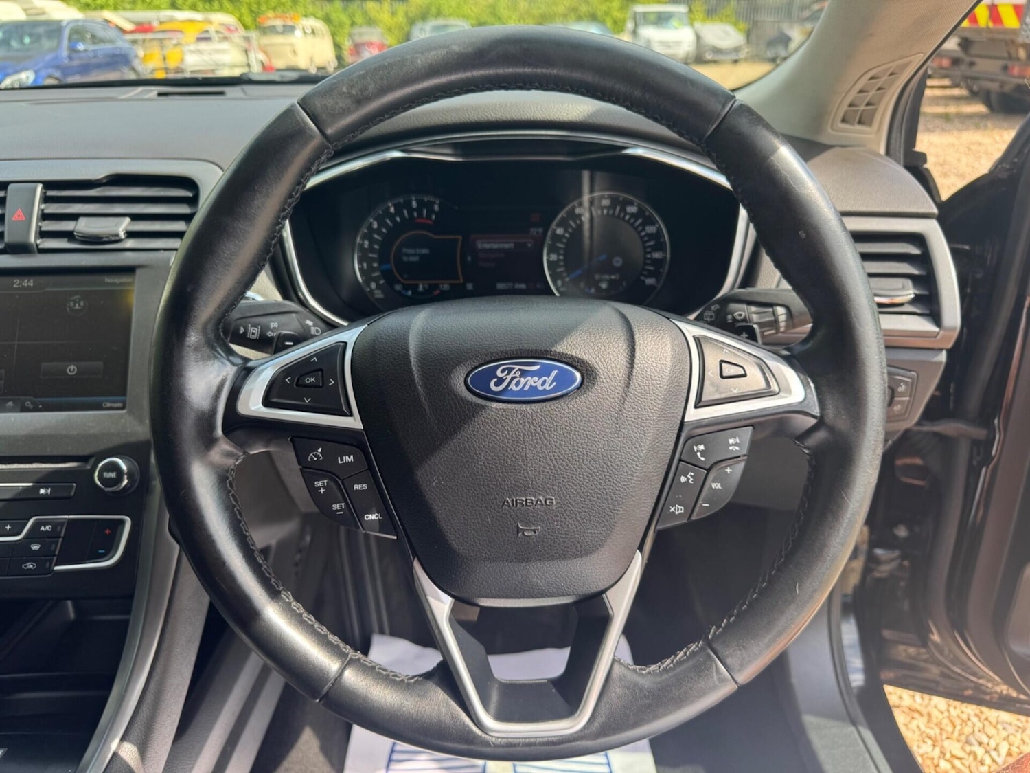 Used Ford Mondeo 2016 for sale - 76413846: Photo 31