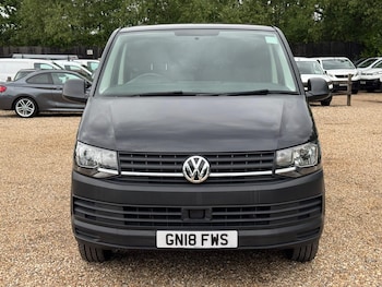 Used Volkswagen Transporter 2018 for sale - 78629703: Photo
