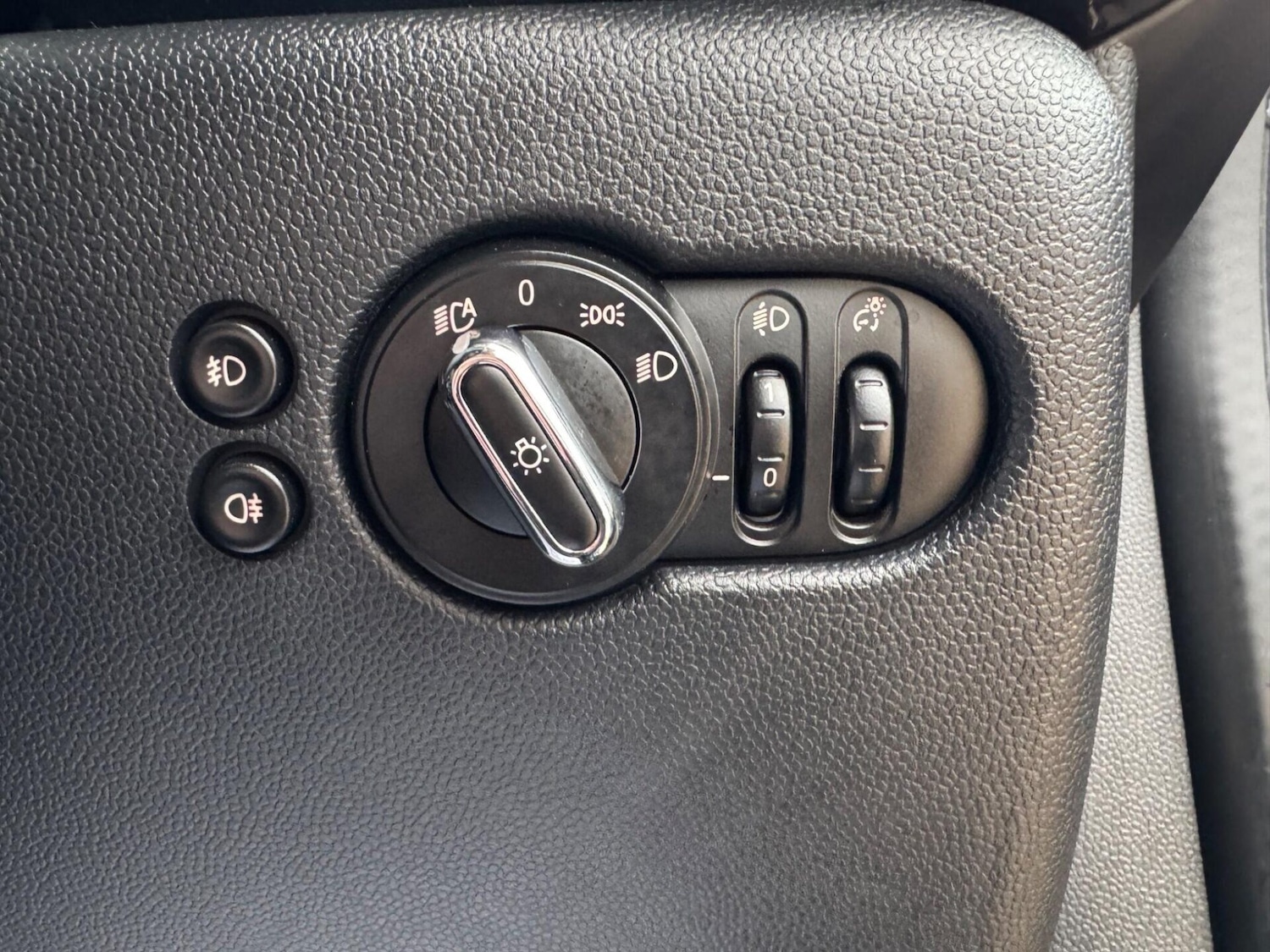 Used MINI Hatch 2017 for sale - 77245184: Photo 31