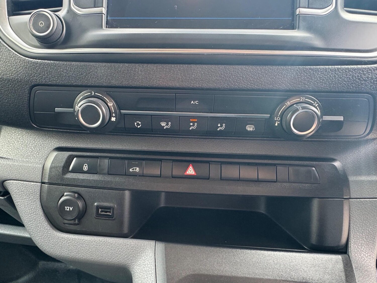 Used Peugeot Expert 2022 for sale - 77917427: Photo 32