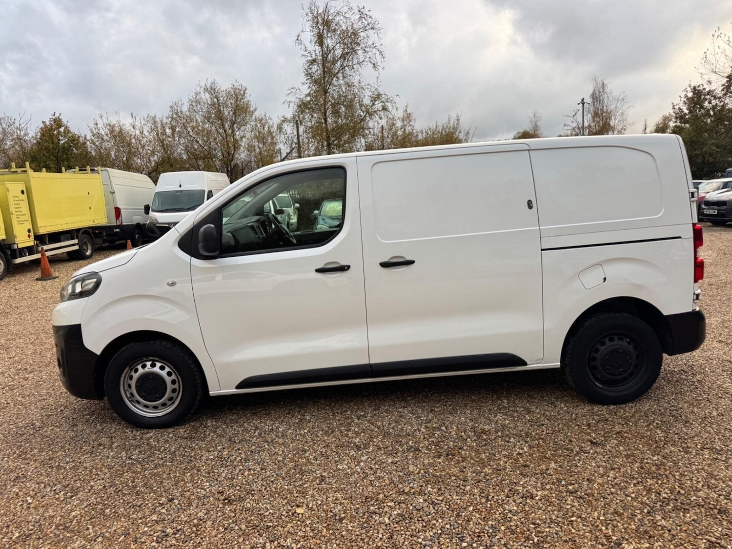 Used Citroen Dispatch 2020 for sale - 76934350: Photo 14