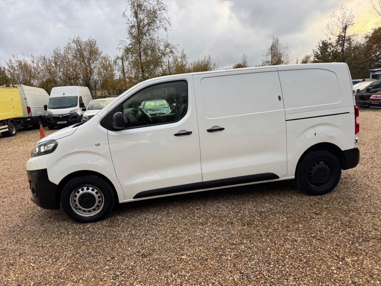 Used Citroen Dispatch 2020 for sale - 76934350: Photo 15