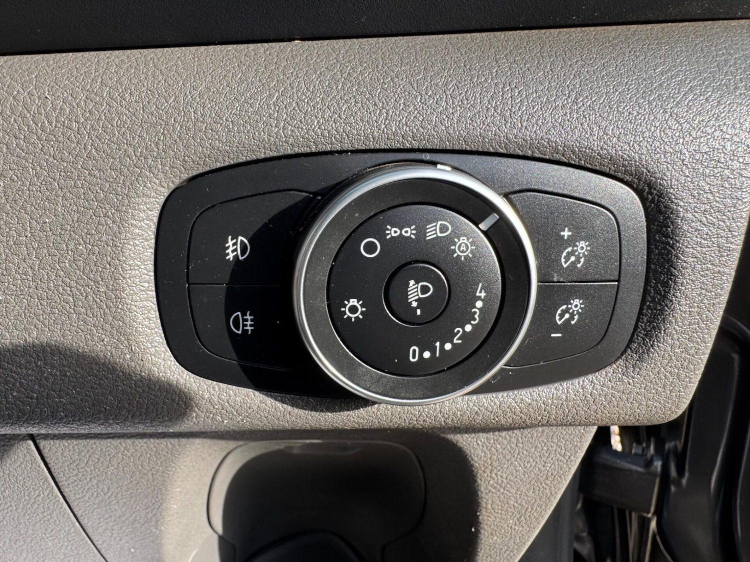 Used Ford Transit Custom 2020 for sale - 76133790: Photo 50