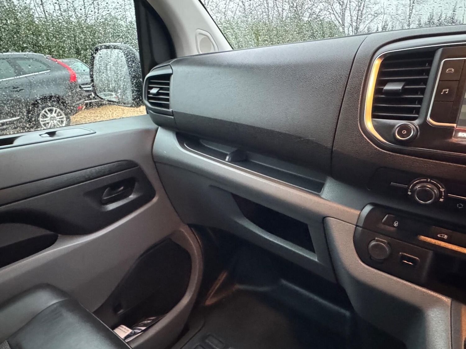 Used Citroen Dispatch 2018 for sale - 78176274: Photo 35