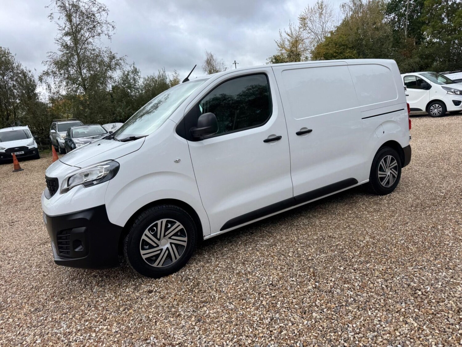 Used Peugeot Expert 2022 for sale - 76331185: Photo 11