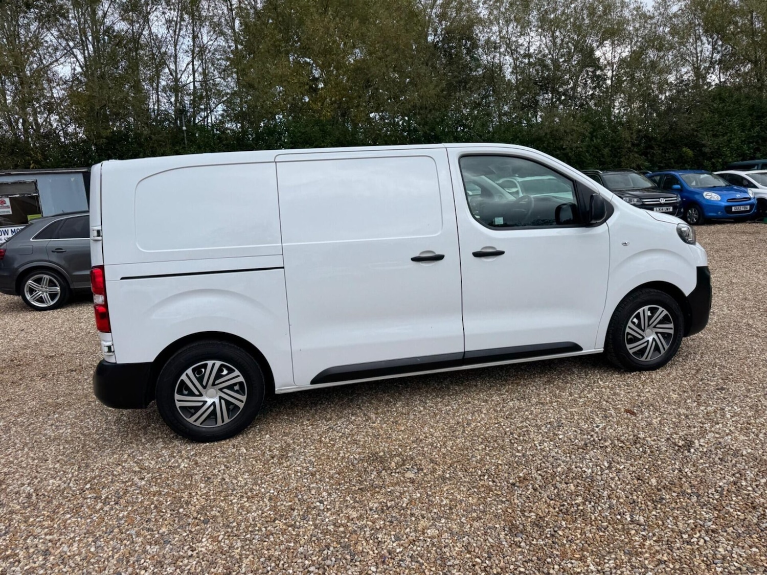 Used Peugeot Expert 2022 for sale - 76331185: Photo 32