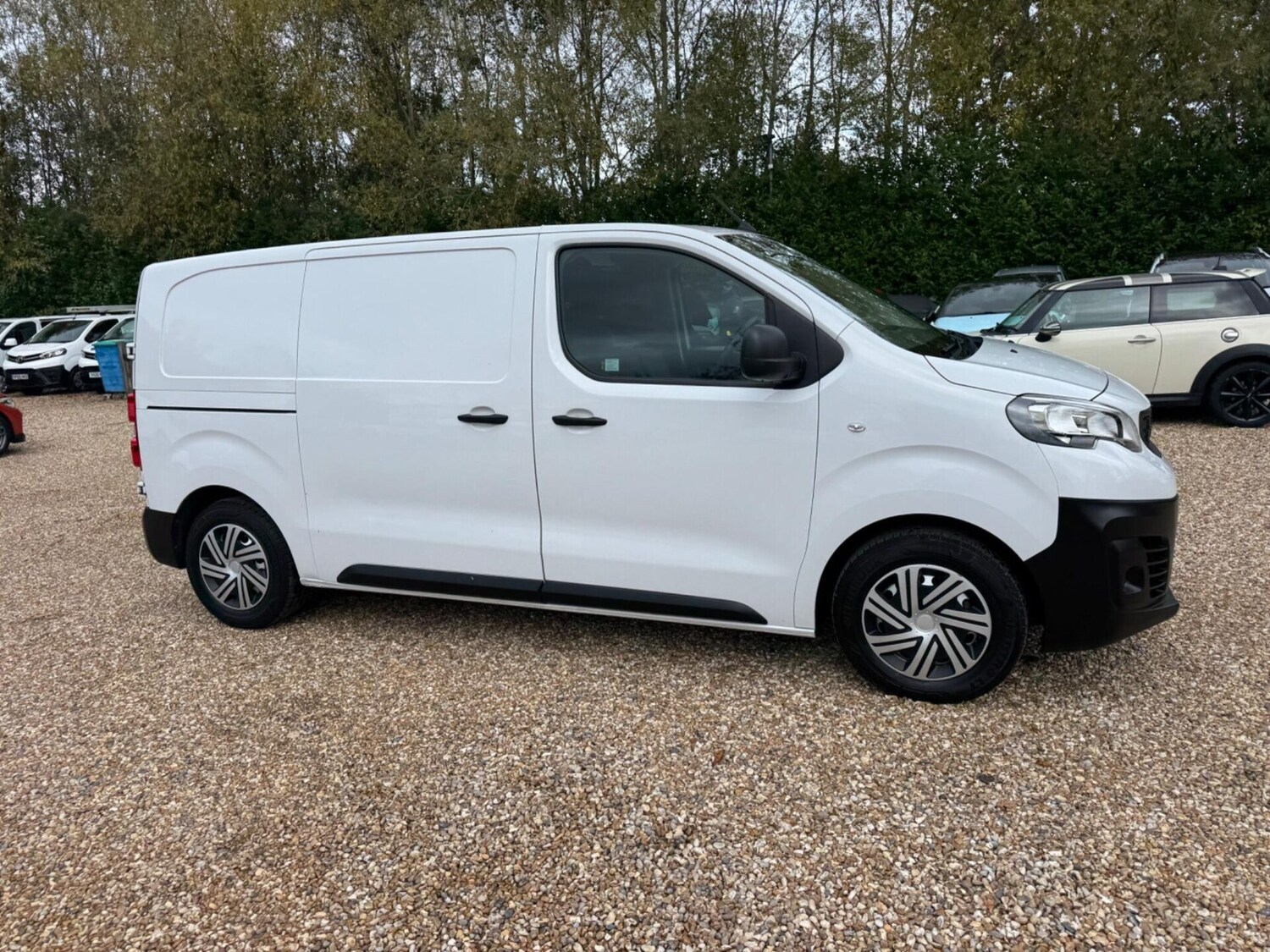 Used Peugeot Expert 2022 for sale - 76331185: Photo 38