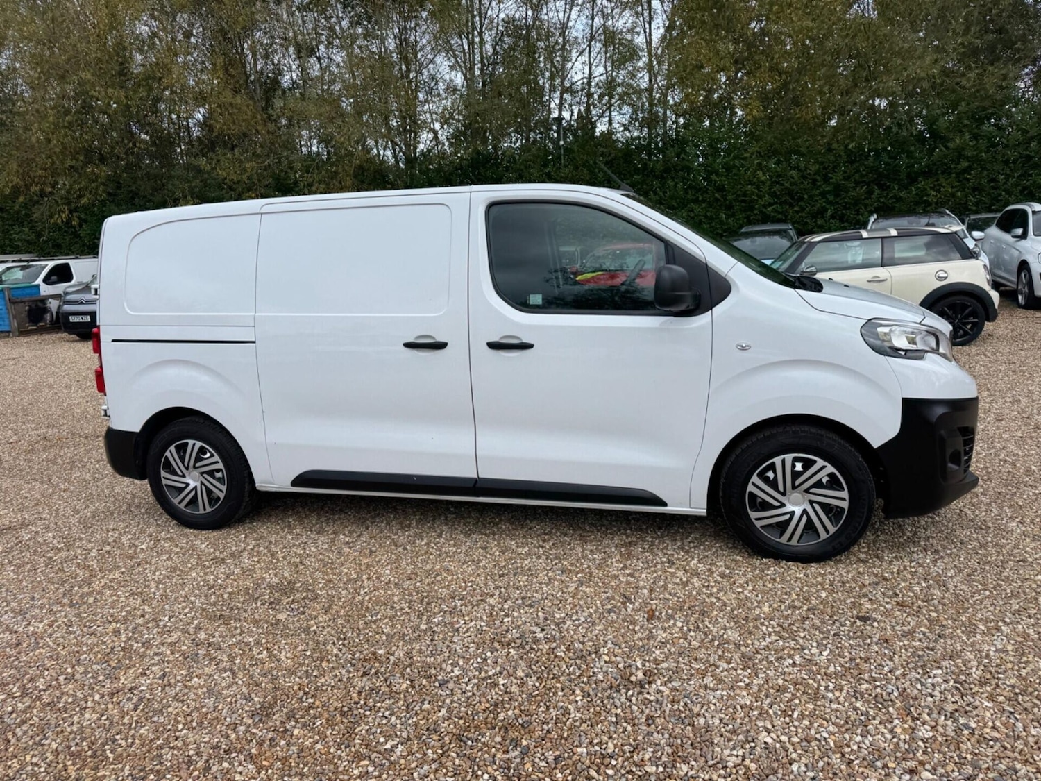 Used Peugeot Expert 2022 for sale - 76331185: Photo 39