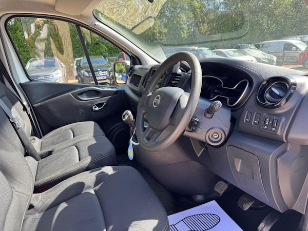 Used Nissan NV300 2020 for sale - 75262180: Photo 48