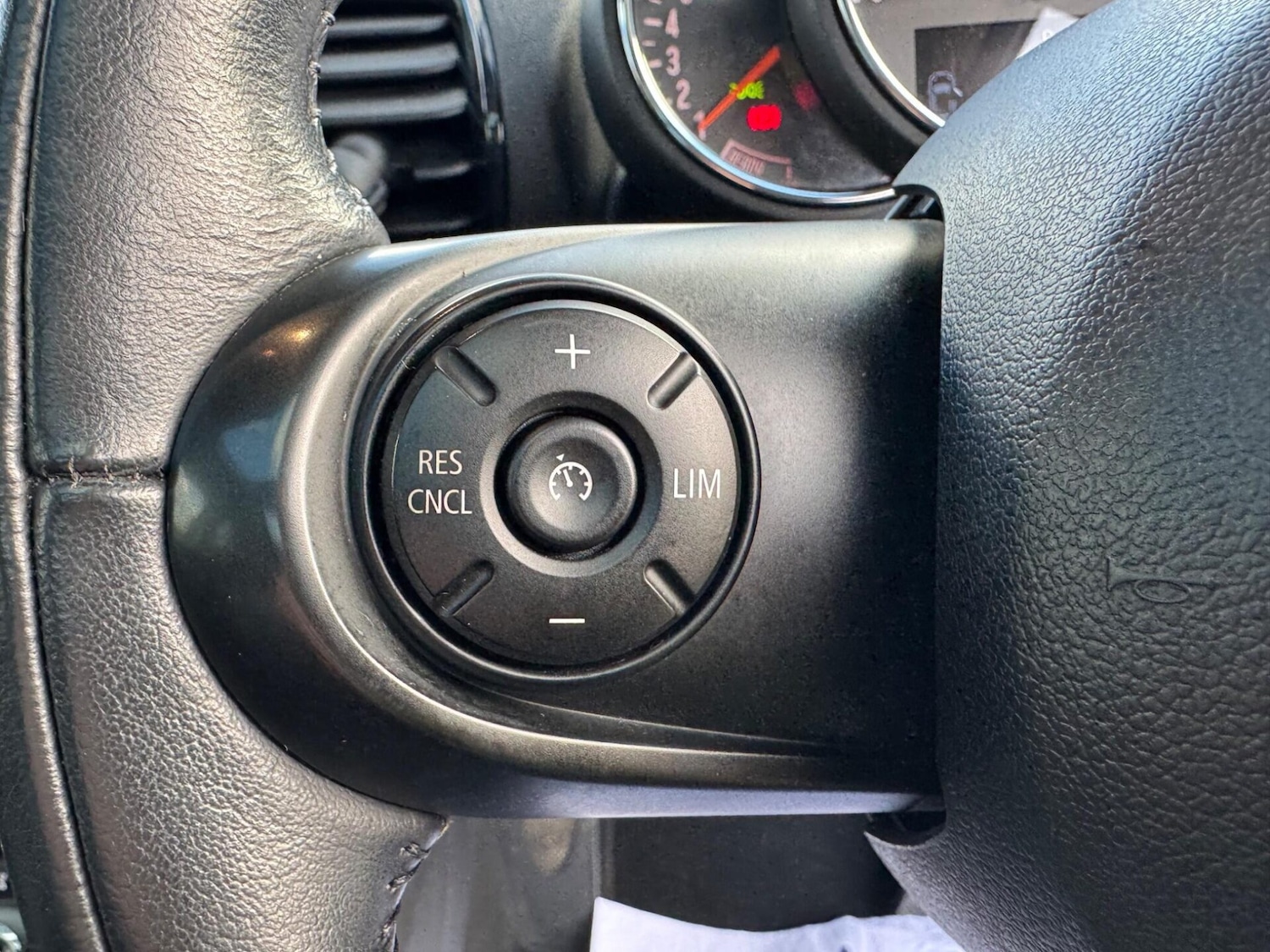 Used MINI Clubman 2017 for sale - 77262437: Photo 36