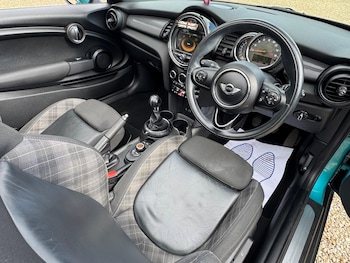 Used MINI Convertible 2016 for sale - 76453711: Photo