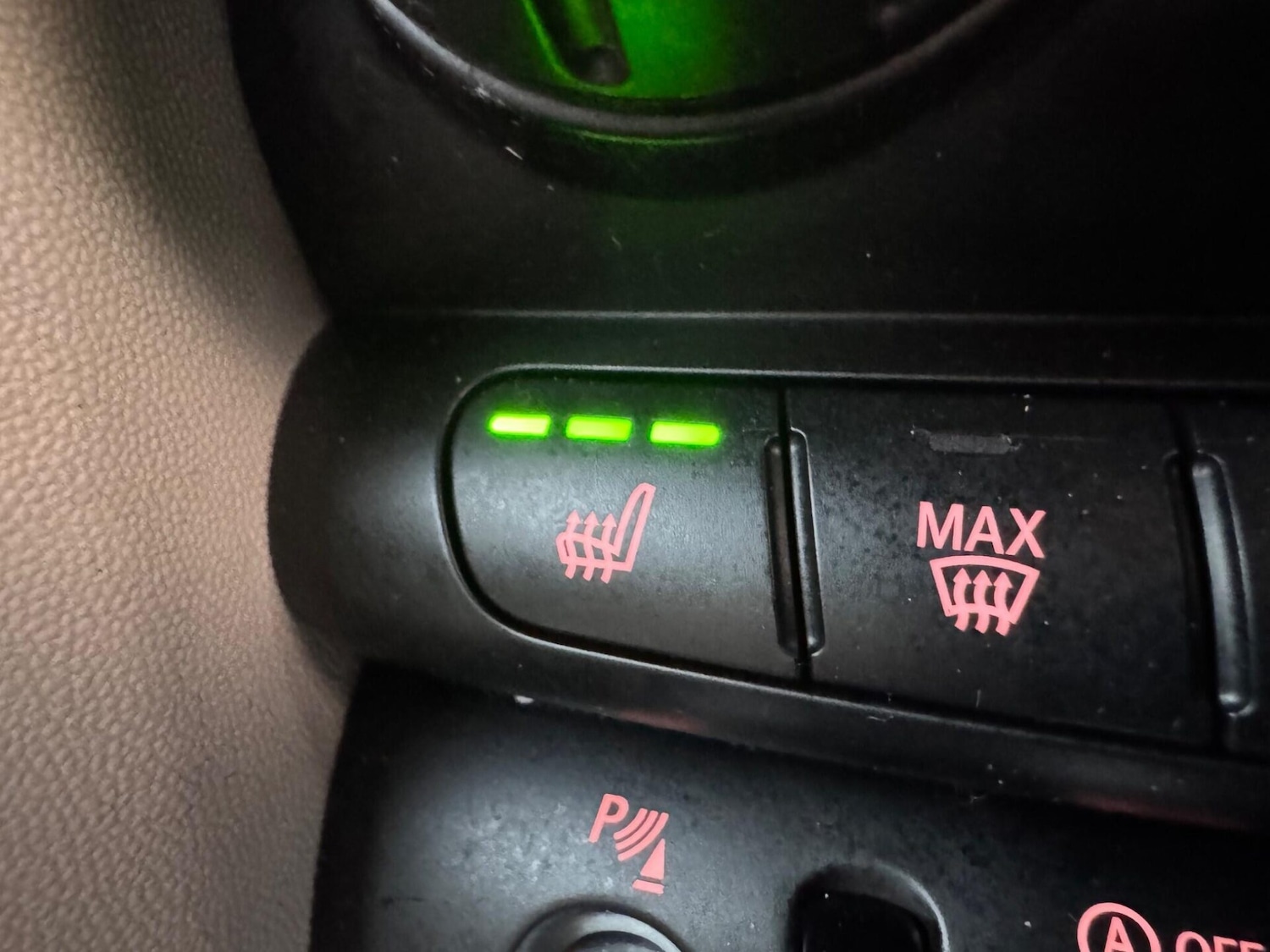 Used MINI Hatch 2015 for sale - 77236180: Photo 32