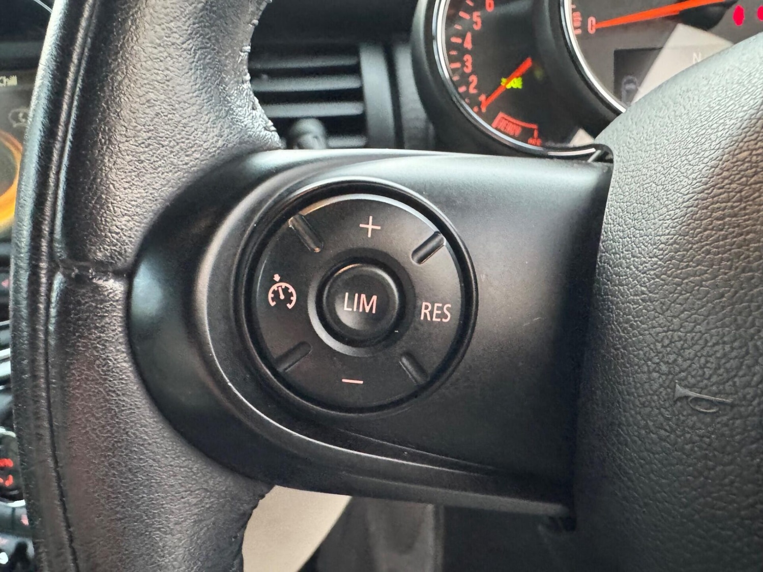 Used MINI Hatch 2015 for sale - 77236180: Photo 33