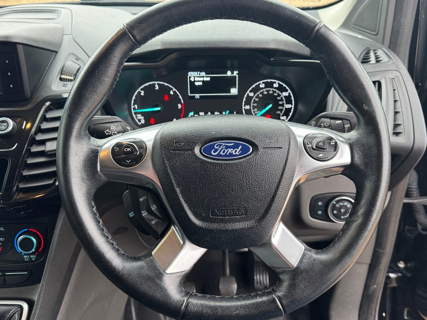 Used Ford Transit Connect 2019 for sale - 77149616: Photo 31