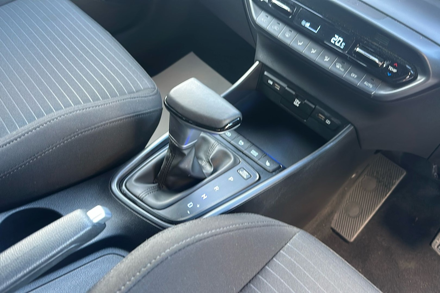 Used Hyundai i20 2023 for sale - 76547485: Photo 38