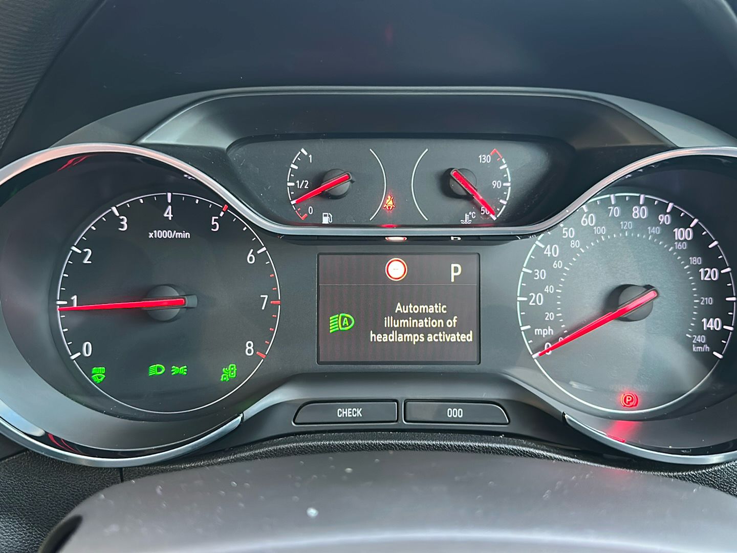 Used Vauxhall Crossland 2024 for sale - 77530128: Photo 32