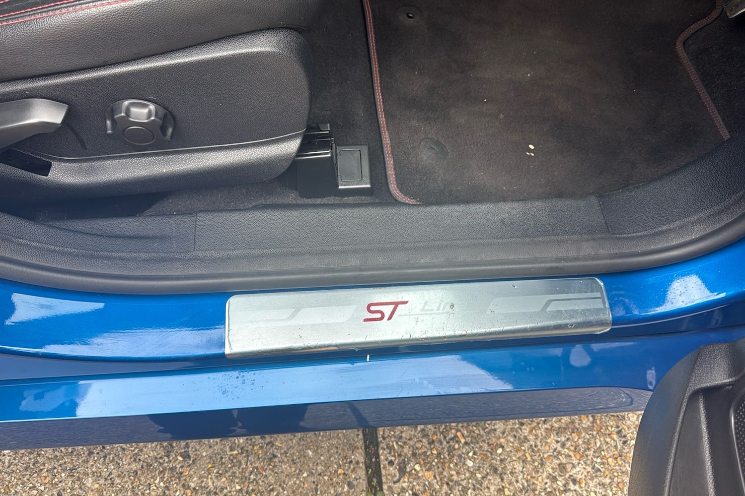 Vehicle 33