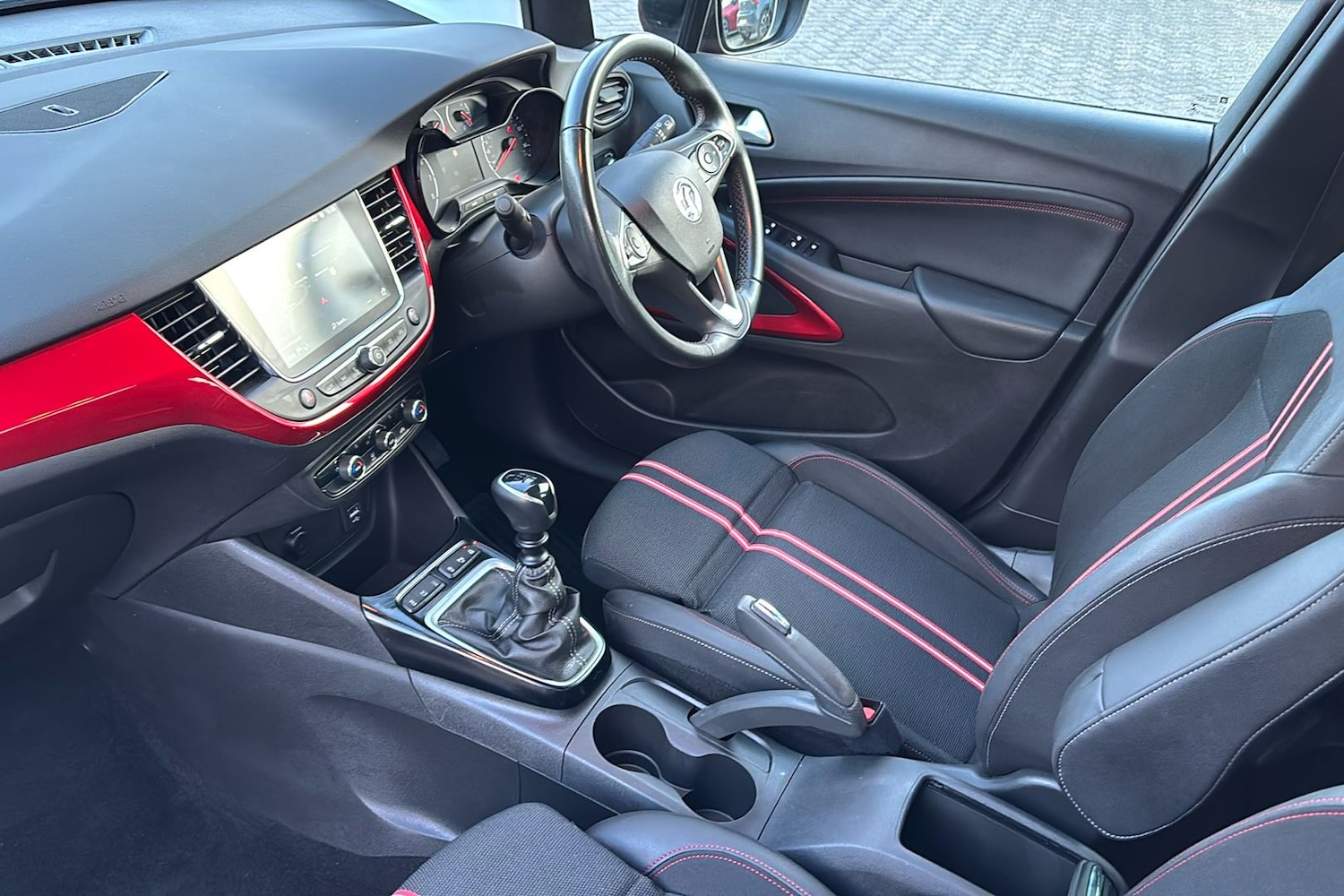 Used Vauxhall Crossland 2021 for sale - 77140483: Photo 3