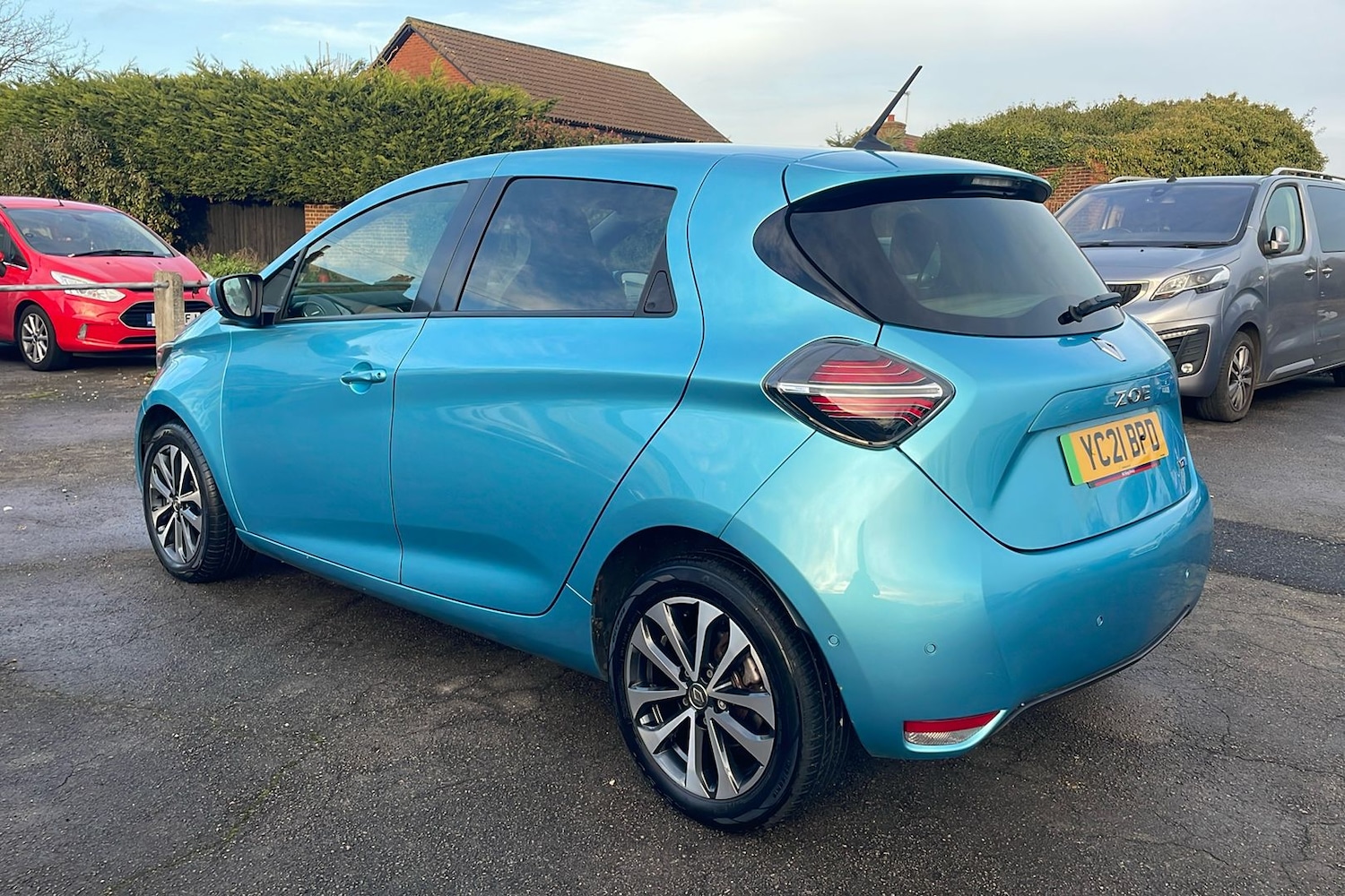 Used Renault Zoe 2021 for sale - 77527897: Photo 2