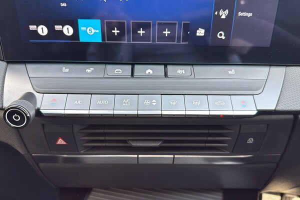 Used Vauxhall Astra 2024 for sale - 75145466: Photo 15